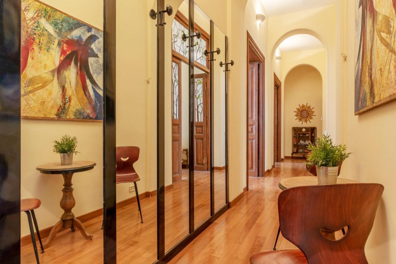 Termini Central And Elegant Apartment โรม ภายนอก รูปภาพ